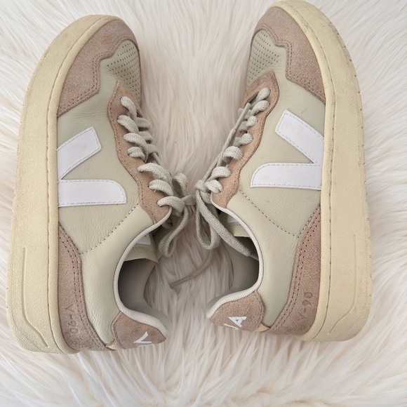 Veja v-10 sneakers 6 - Picture 1 of 5
